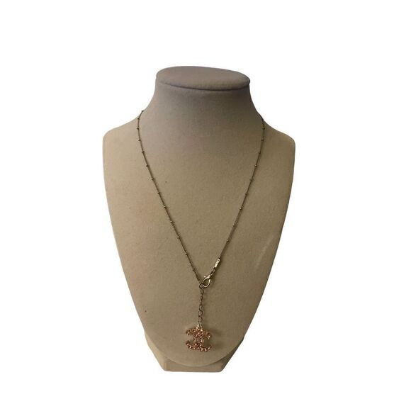 C*H*A*N*E*L leaf chain - Picture 1 of 5